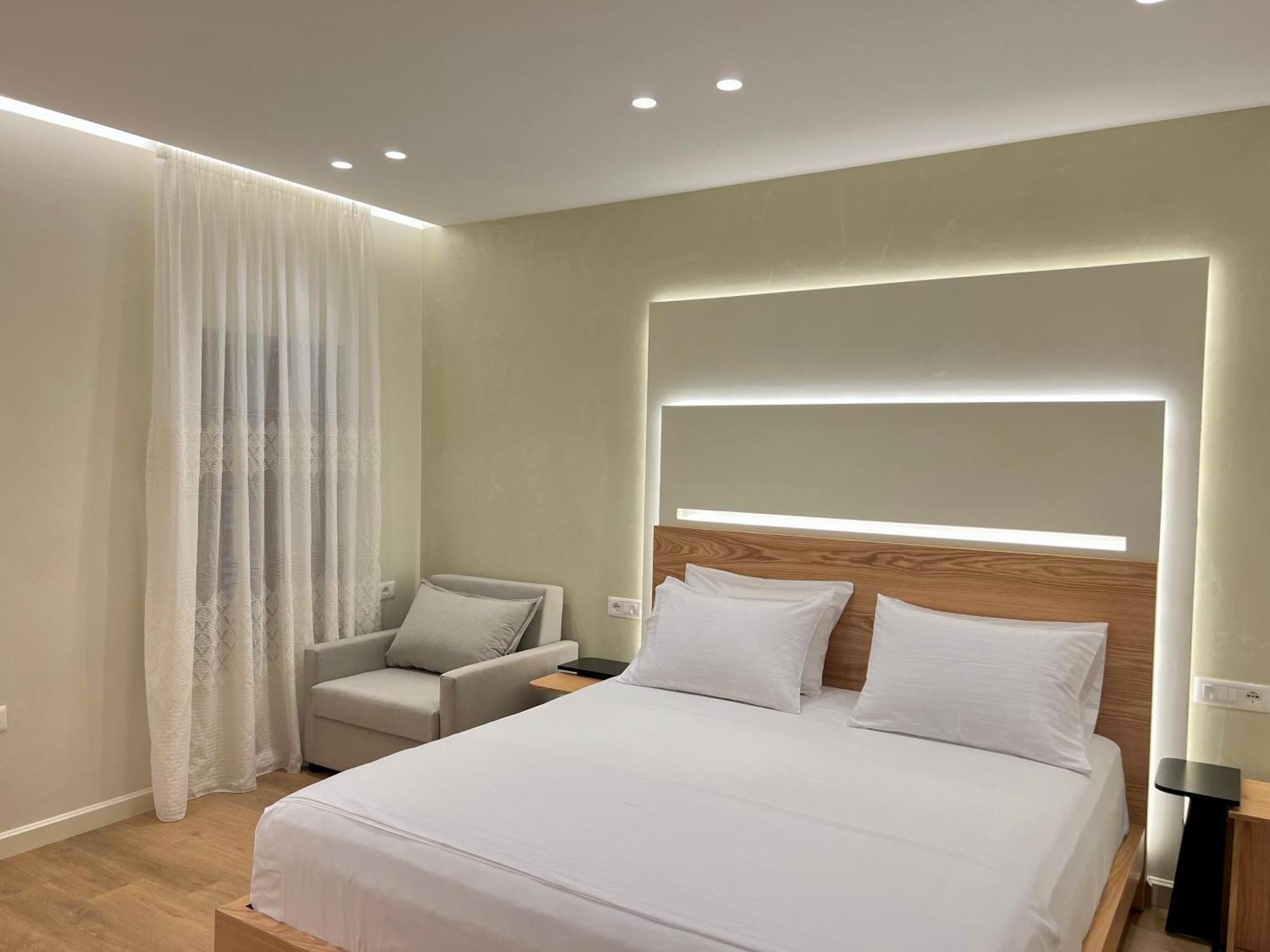 Elpis Guest House Химара Экстерьер фото