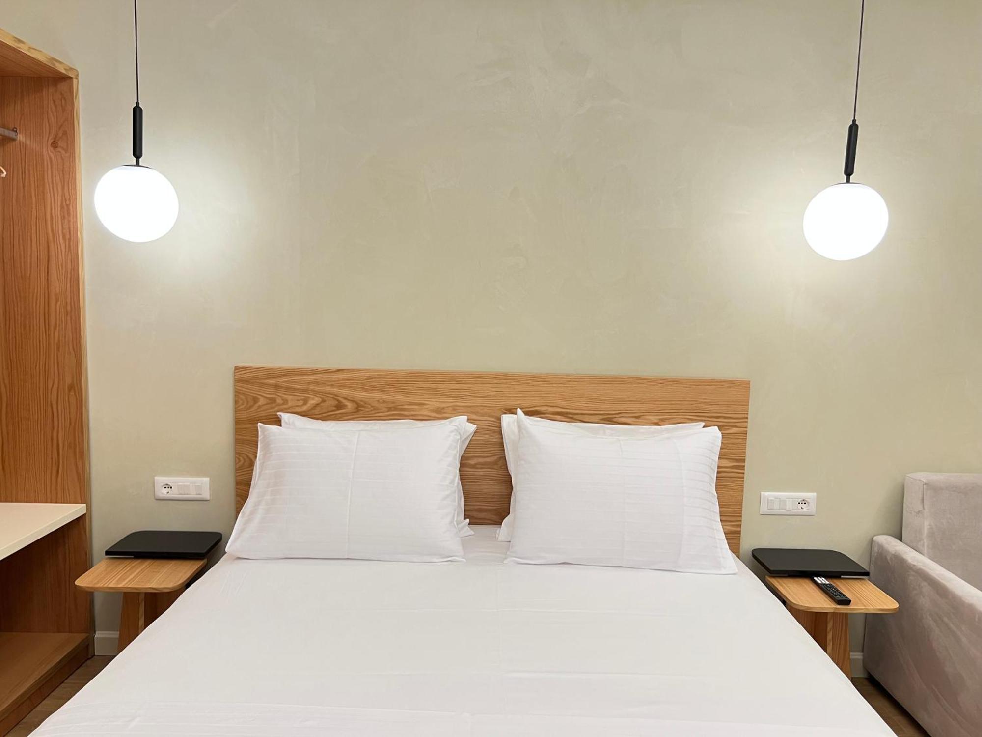 Elpis Guest House Химара Экстерьер фото