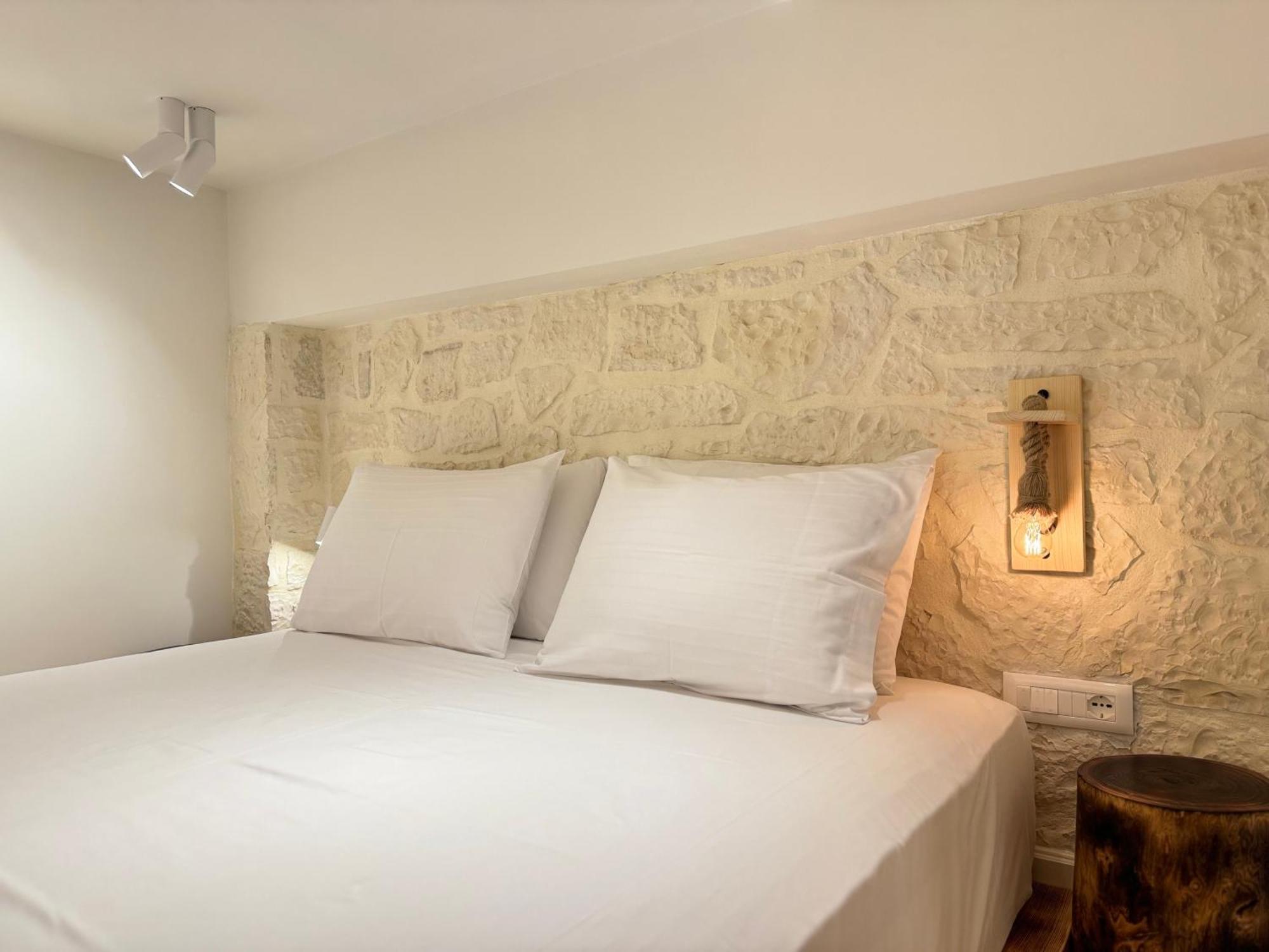 Elpis Guest House Химара Экстерьер фото