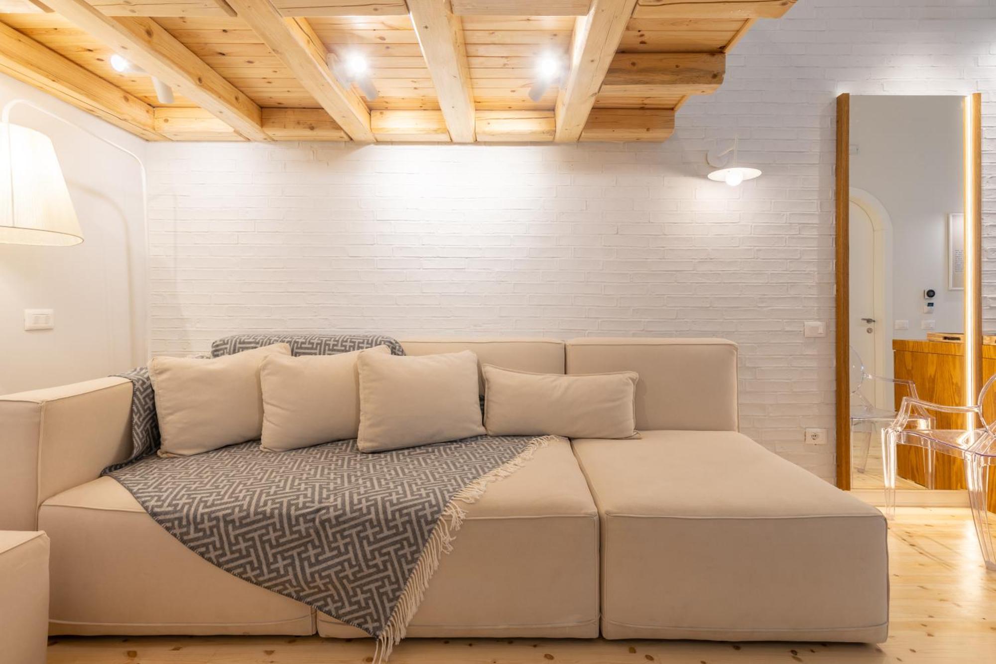 Elpis Guest House Химара Экстерьер фото